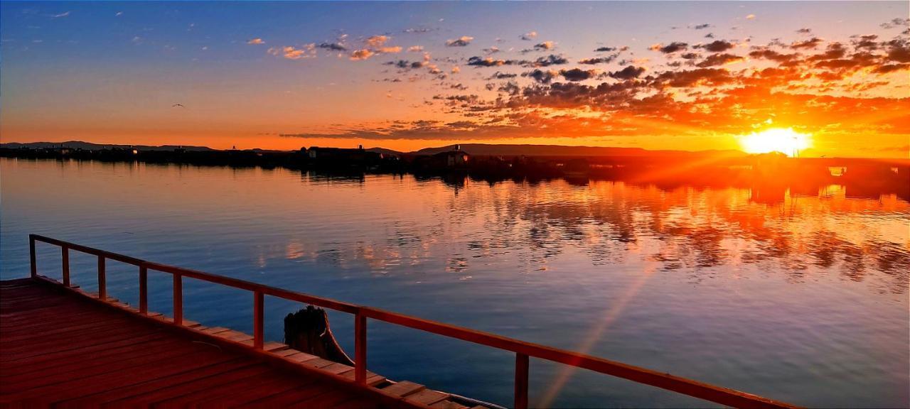 Lago Titicaca Puno Exterior foto